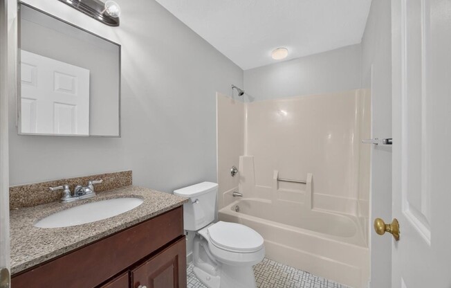 2 beds, 2 baths, 863 sqft, $2,600, Unit Unit 701