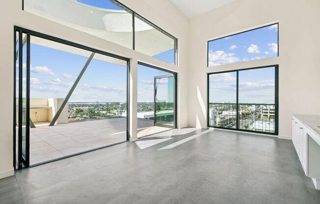 Studio, 1 bath, $2,395, Unit Unit 414 (Furnished)
