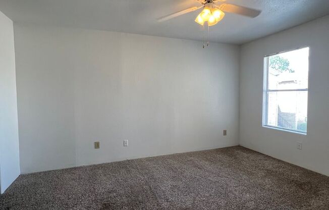 2 beds, 2 baths, 1,003 sqft, $1,050, Unit 1708