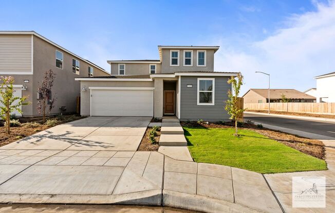 Newer 4 Bedroom 3 Bath Home with SOLAR! Clovis Unified School District!