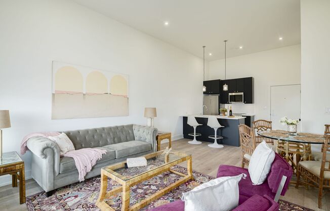 1 bed, 1 bath, 608 sqft, $1,550, Unit Unit 301