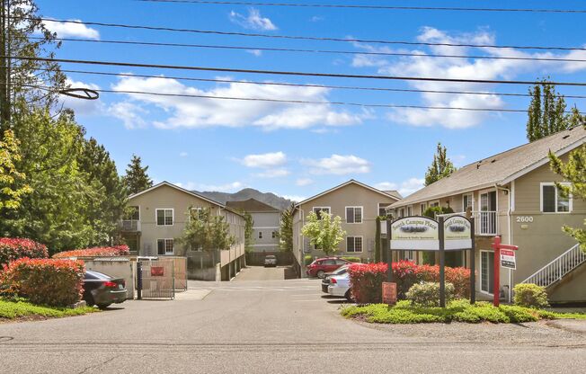 2 beds, 1 bath, 800 sqft, $1,775, Unit 103-2608 South Campus Place