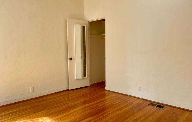 2 beds, 1 bath, $3,650