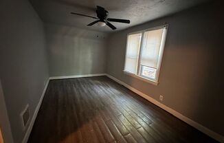 3 beds, 1 bath, $1,400