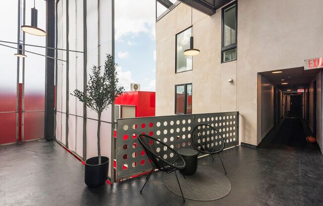 1 bed, 1 bath, 650 sqft, $2,375, Unit 607