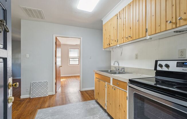 1 bed, 1 bath, $1,800