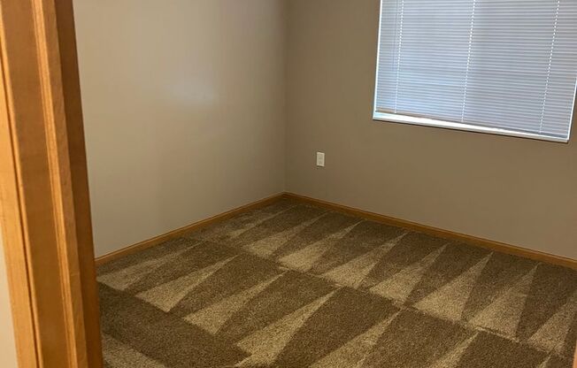 1 bed, 1 bath, 772 sqft, $1,039, Unit 1-106