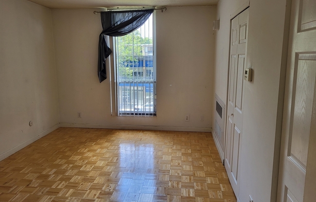 1 bed, 1 bath, 730 sqft, $2,600, Unit 301