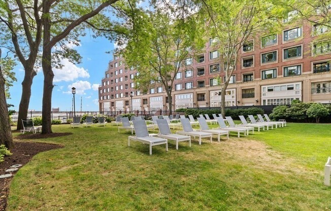 1 bed, 1 bath, 746 sqft, $3,600, Unit 32D