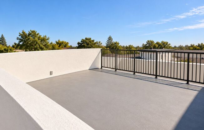 Brand New 4 Bed / 2 Bath Near SDSU with Shared Pool, Balcony and Chef’s Kitchen