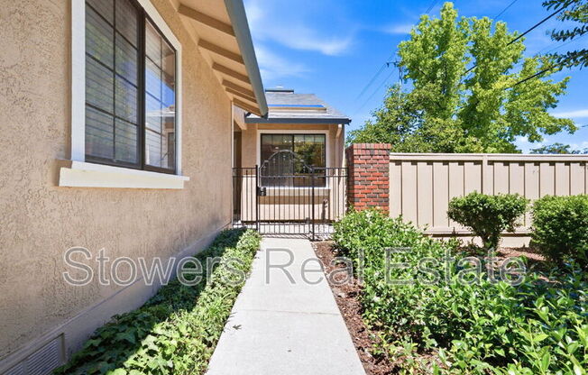 2033 RAPHAEL CT
