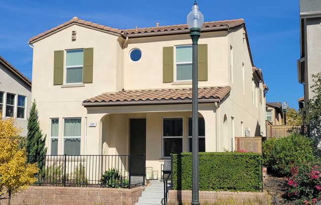 West Ventura's Solana Heights 4+3 Single Family Home $5,000