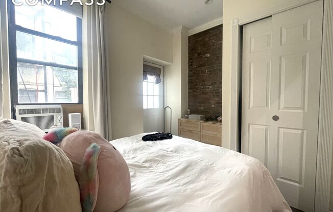 1 bed, 1 bath, $3,500, Unit 2