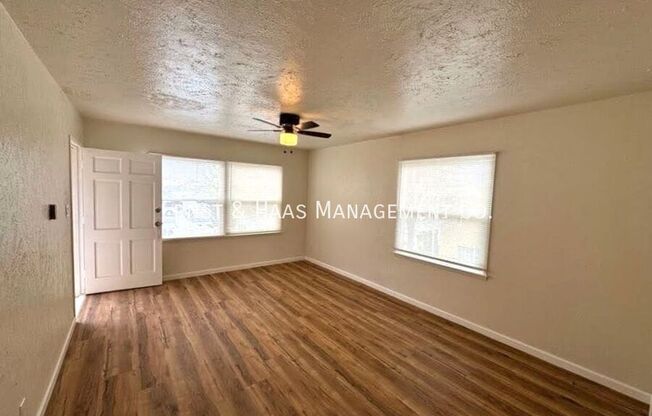 932 GARDENIA AVE