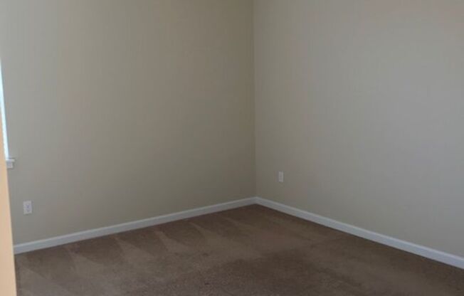 1 bed, 1 bath, 599 sqft, $1,440, Unit 1-111