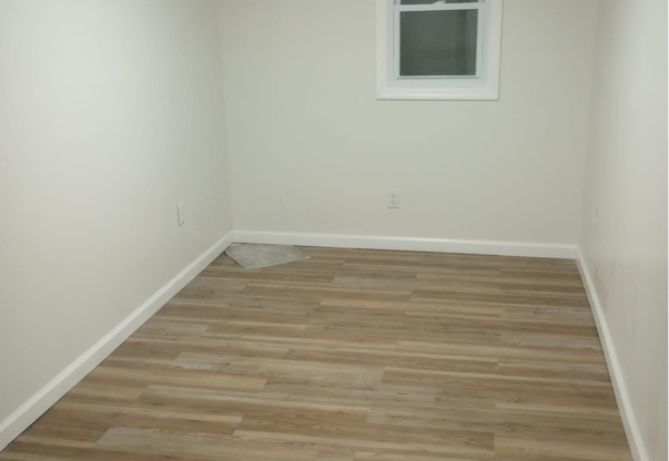 28 MALTA ST
