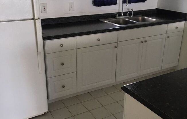 Renovated 2 bedroom! Great Location!