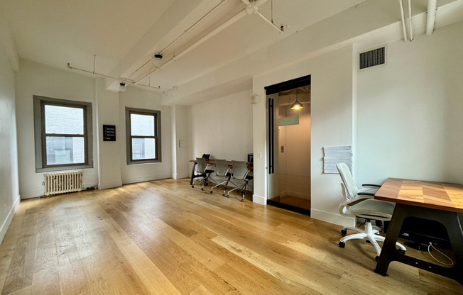 5 W 37 ST