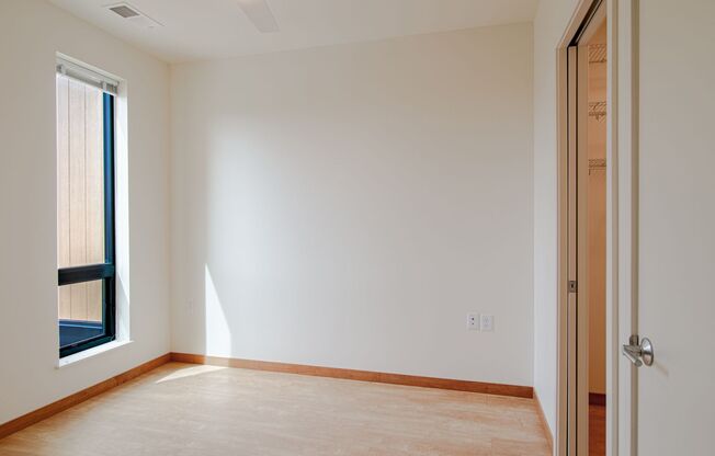 1 bed, 1 bath, 604 sqft, $1,395, Unit A406