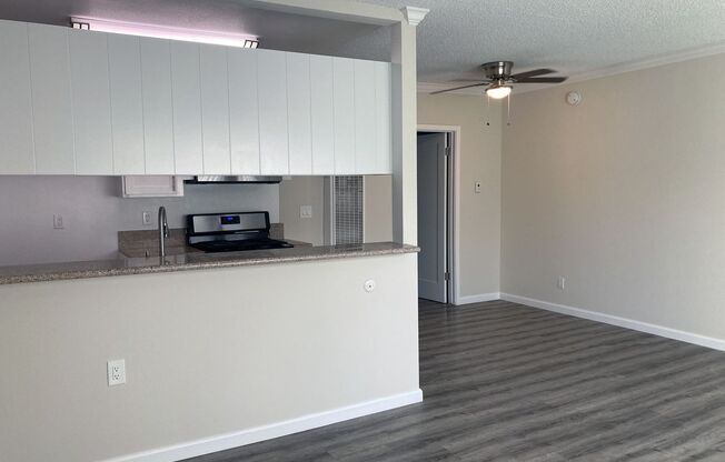 1 bed, 1 bath, 650 sqft, $1,945, Unit 214