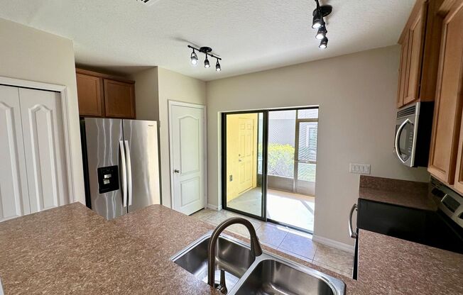 2 beds, 2.5 baths, $1,750