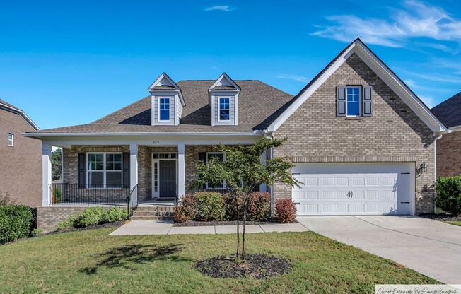 ONE STORY EXECUTIVE HOME READY FOR YOU IN REGATTA FOREST