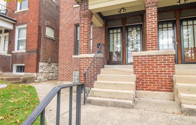 5311 S KINGSHIGHWAY
