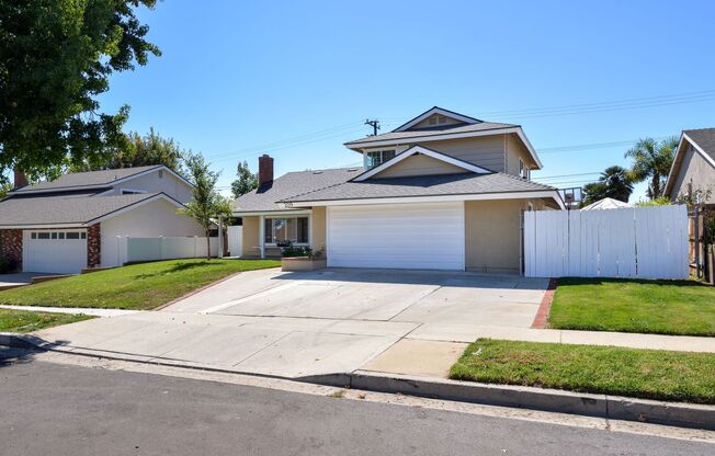 Beautiful Home in central Camarillo with RV parking