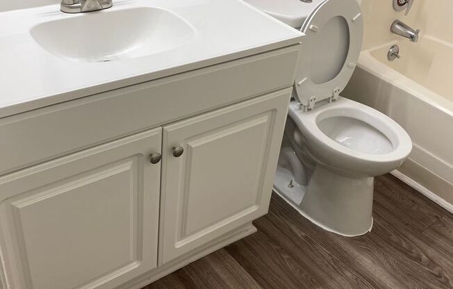 1 bed, 1 bath, 576 sqft, $1,149, Unit 0134