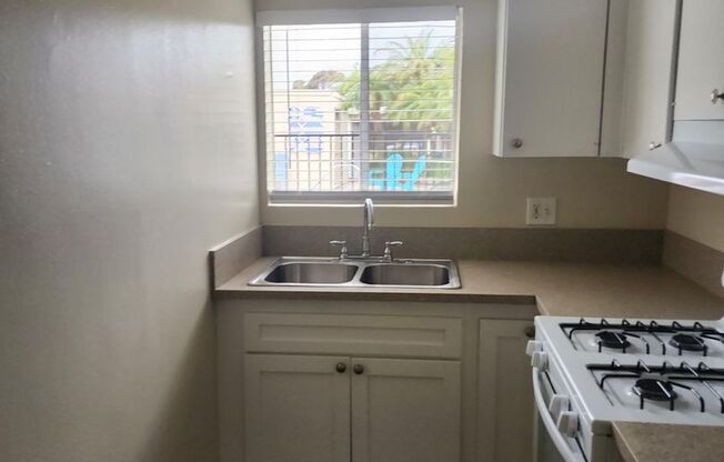 1 bed, 1 bath, 600 sqft, $1,795, Unit 105