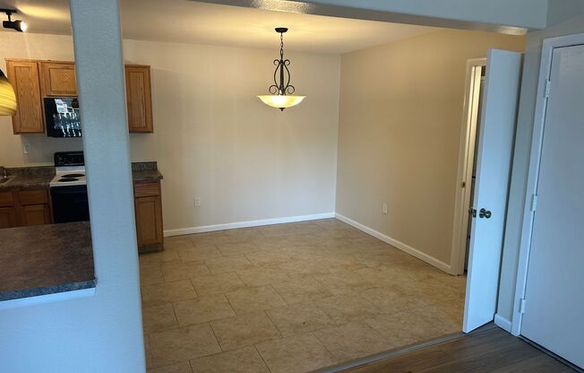 Clean 3 bedroom, 2 bathroom condo in Westminster!