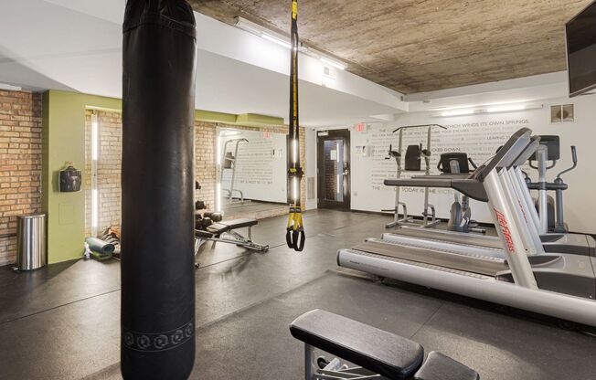 1 bed, 1 bath, 307 sqft, $1,950, Unit 420