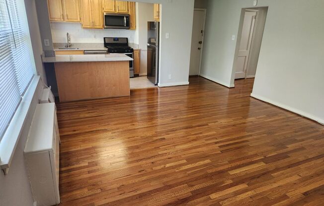 1 bed, 1 bath, 663 sqft, $1,995, Unit D-05