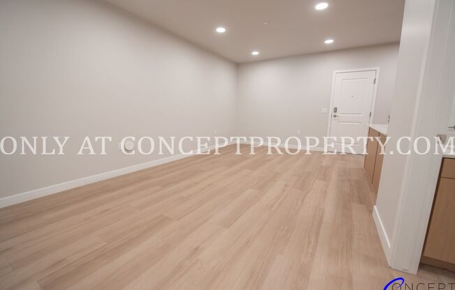 2 beds, 2 baths, 800 sqft, $2,299, Unit 1-218