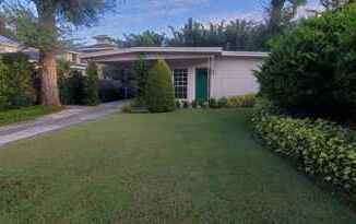 1423 ONECO AVE 