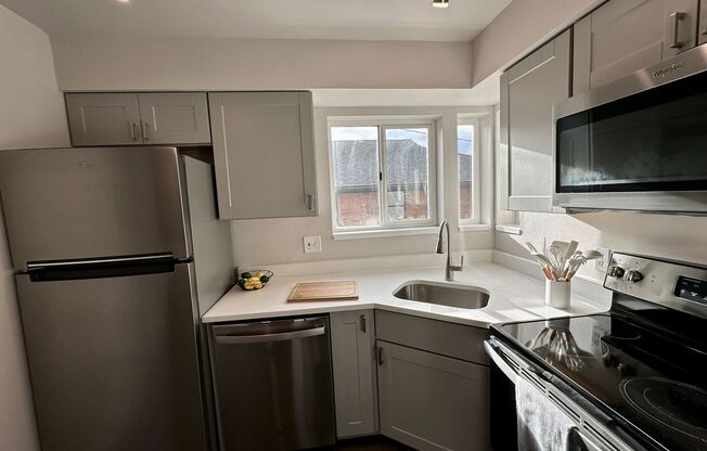 1712 Boylston