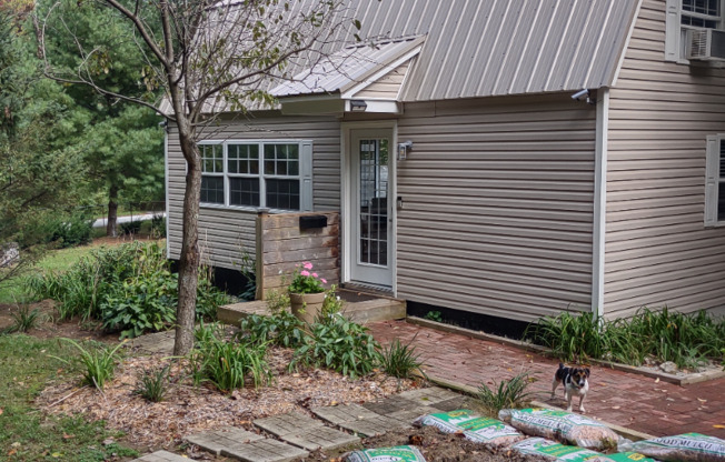 9 E. Keller Hill Road