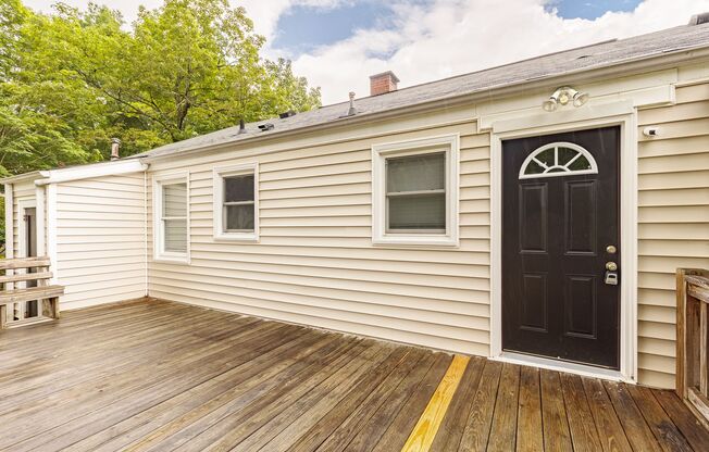 Spacious home located in a great neighborhood!
