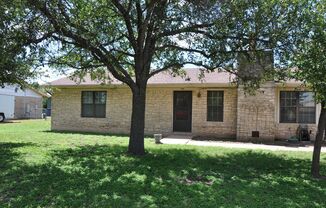 2 Bedroom 1 Bath 1 Car Garage in Heart of Pflugerville