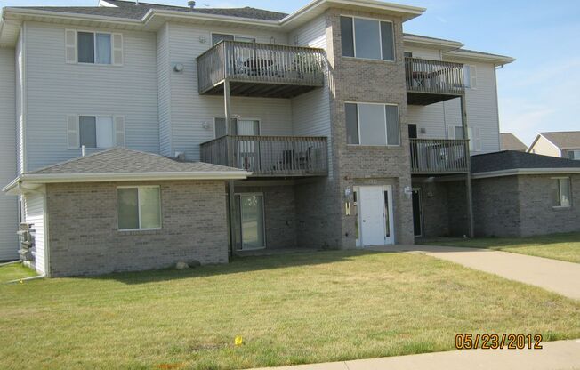 2 beds, 2 baths, $995, Unit 650.08