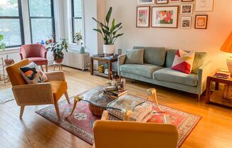 1480 W BYRON