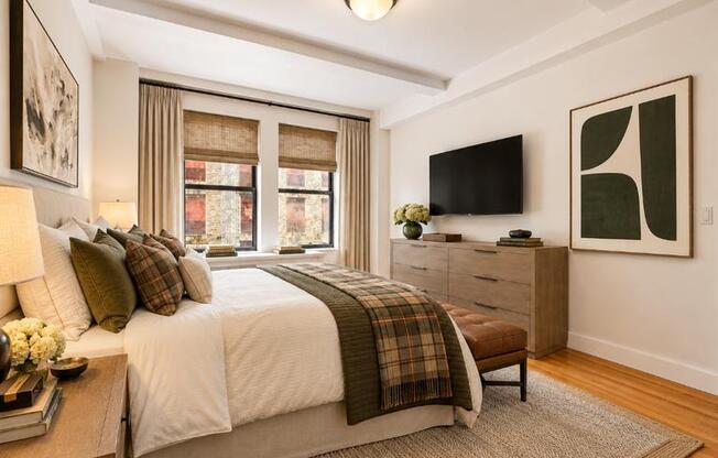 1 bed, 1 bath, 700 sqft, $4,250, Unit 10B
