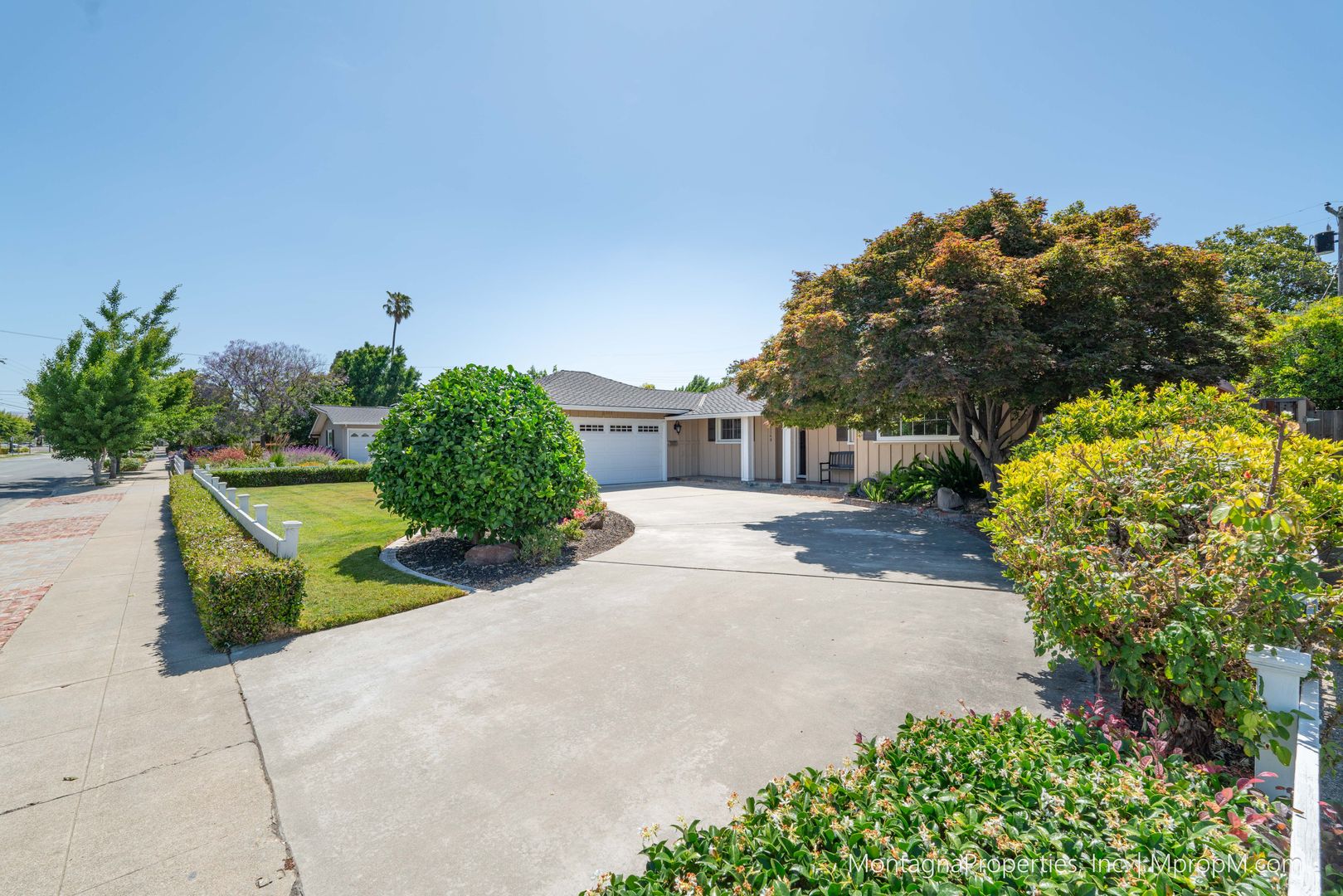 Remodeled single story Willow Glen home with hardwood floors, 2 car garage and AC!