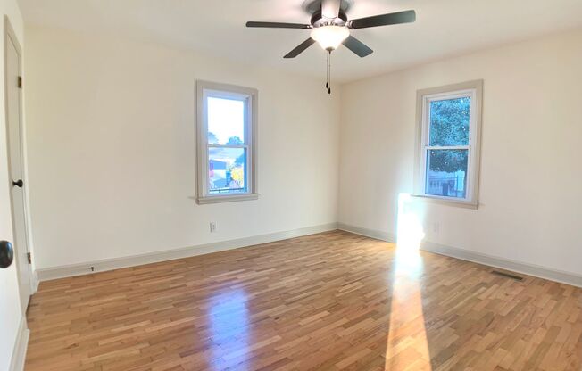 2 beds, 1 bath, $1,195