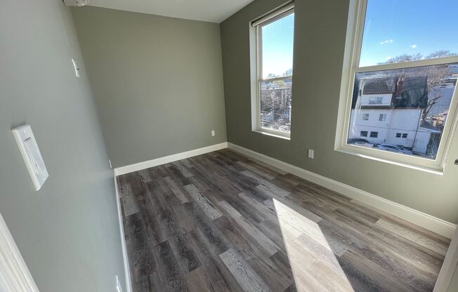 1 bed, 1 bath, 416 sqft, $2,000, Unit 208