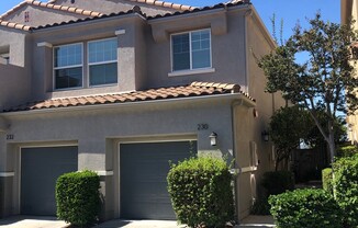 2BD/2BA Townhouse in San Marcos in Gorgeous Gated Community!