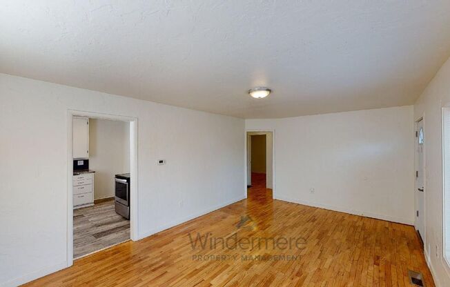 2 beds, 1 bath, $1,245, Unit #A