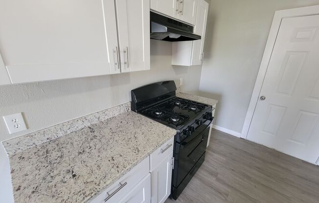 RECENTLY REMODELED 4 BEDROOM 2 BATH HOUSE IN MEDICAL CENTER