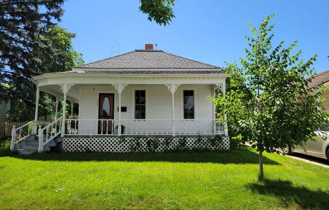 Charming Downtown Louisville Victorian - Available May 1st!