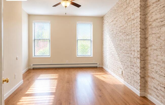 469 EVERGREEN AVE